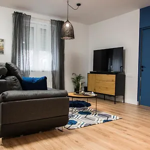 Danubio****2 Bedrooms-be In The Center Of It All! Apartment